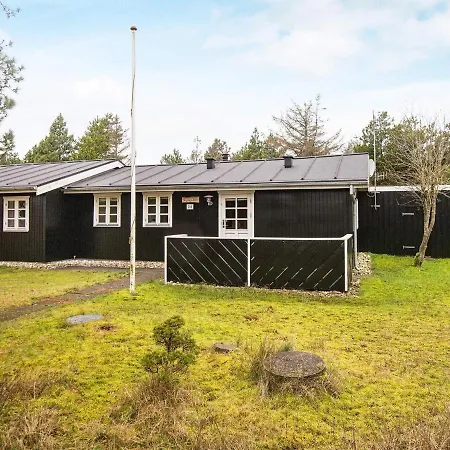 Three-bedroom In Oksbøl 43 Feriehus